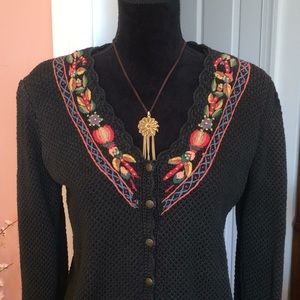🎠 Gorgeous sweater, meticulous detailing, M